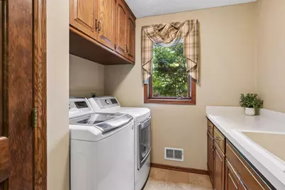 8050 134th Street W, Apple Valley, MN 55124 - Photo 15