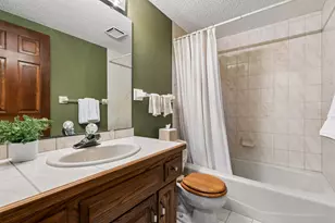 8050 134th St W, Apple Valley, MN 55124 - Photo 33