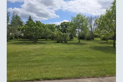 2126 Vierling Drive E, Shakopee, MN 55379 - Photo 5