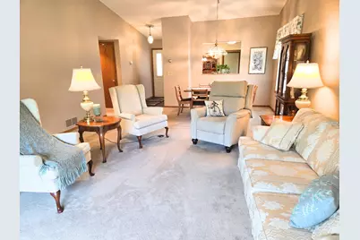2126 Vierling Drive E, Shakopee, MN 55379 - Photo 11