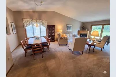 2126 Vierling Drive E, Shakopee, MN 55379 - Photo 9
