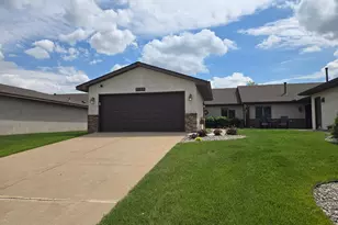 2126 Vierling Dr E, Shakopee, MN 55379 - Photo 1