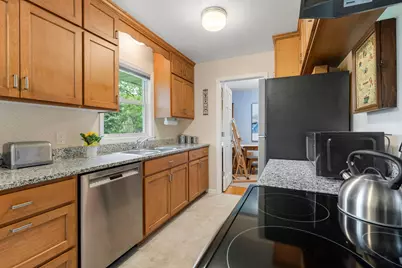 942 7th Avenue E, Shakopee, MN 55379 - Photo 13