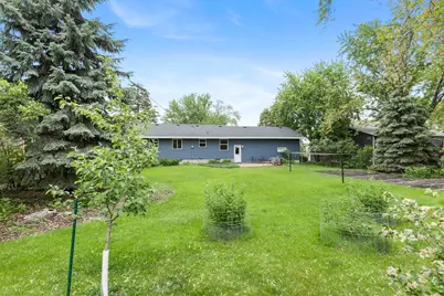 942 7th Avenue E, Shakopee, MN 55379 - Photo 35
