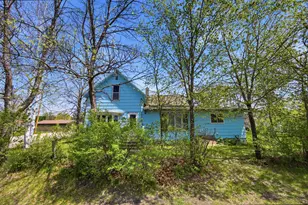 201 E Oak Ave, Frazee, MN 56544 - Photo 1