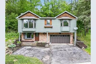 1717 11th Avenue NE, Rochester, MN 55906 - Photo 1