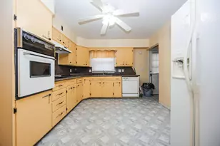 313 Elizabeth St, Detroit Lakes, MN 56501 - Photo 7