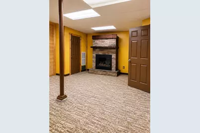 800 E 40th Street, Hibbing, MN 55746 - Photo 3