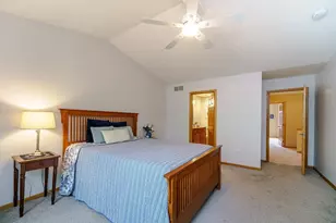 1407 Summit Shores Dr, Burnsville, MN 55306 - Photo 17