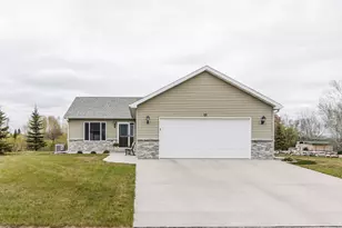 953 Red Willow Dr, Frazee, MN 56544 - Photo 1