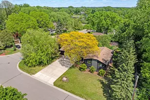 1940 Hunter Ln, Mendota Heights, MN 55118 - Photo 87