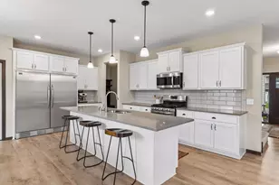 20164 Harvest Dr, Lakeville, MN 55044 - Photo 7
