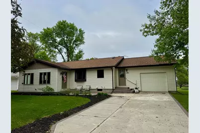 508 Fremont Avenue NW, Renville, MN 56284 - Photo 1