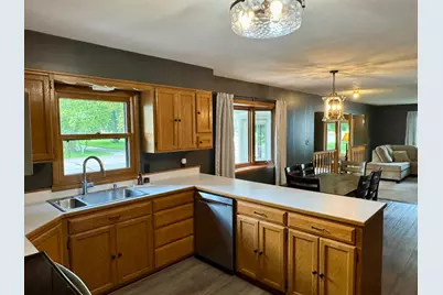 508 Fremont Avenue NW, Renville, MN 56284 - Photo 9