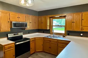 508 Fremont Ave NW, Renville, MN 56284 - Photo 7