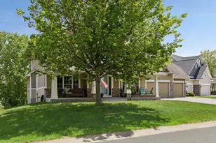 3742 Crosscliffe Path, Rosemount, MN 55068 - Photo 3
