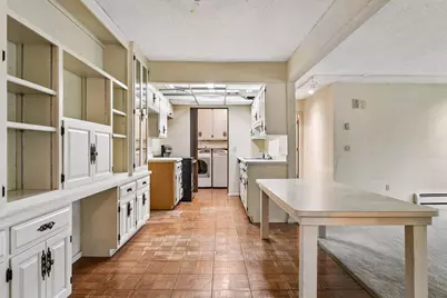205 Barry Avenue S #320, Wayzata, MN 55391 - Photo 11
