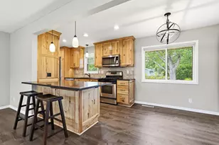 10200 Redwood St NW, Coon Rapids, MN 55433 - Photo 11