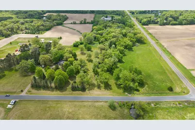 1295 Evergreen Drive, River Falls, WI 54022 - Photo 57