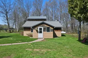 7211 S State Road 35, Foxboro, WI 54836 - Photo 1