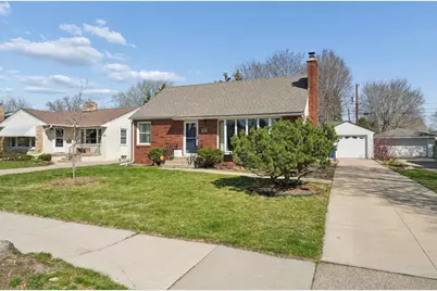 783 California Avenue W, Saint Paul, MN 55117 - Photo 3