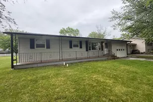 1614 11th Ave, Granite Falls, MN 56241 - Photo 3