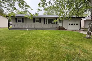 1614 11th Ave, Granite Falls, MN 56241 - Photo 3