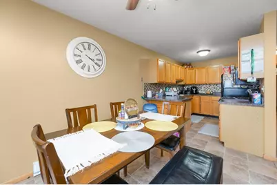 2728 33 1/2 Avenue S, Fargo, ND 58104 - Photo 9