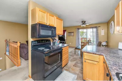 2728 33 1/2 Avenue S, Fargo, ND 58104 - Photo 11
