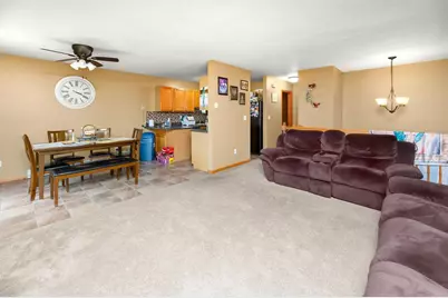 2728 33 1/2 Avenue S, Fargo, ND 58104 - Photo 7