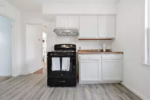 959 Jenks Ave, Saint Paul, MN 55106 - Photo 19