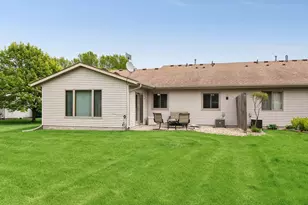 608 E Welco Dr, Montgomery, MN 56069 - Photo 13
