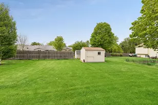 608 E Welco Dr, Montgomery, MN 56069 - Photo 37