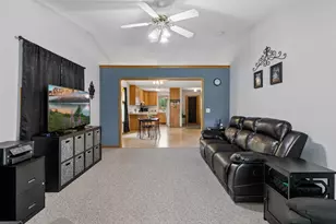 608 E Welco Dr, Montgomery, MN 56069 - Photo 25