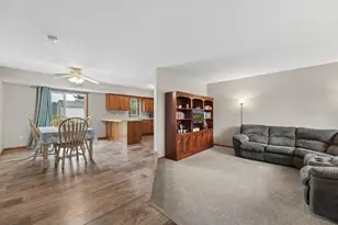 6096 Kalland Cir NE, Albertville, MN 55301 - Photo 9