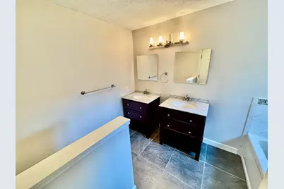 2575 Heritage Drive, Mendota Heights, MN 55120 - Photo 13