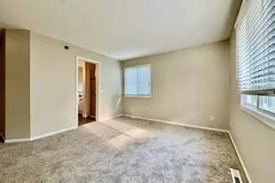 2575 Heritage Dr, Mendota Heights, MN 55120 - Photo 15