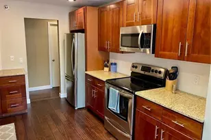 2575 Heritage Dr, Mendota Heights, MN 55120 - Photo 3