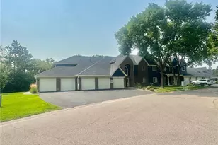 2575 Heritage Dr, Mendota Heights, MN 55120 - Photo 3