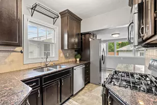 215 E 48th St, Minneapolis, MN 55419 - Photo 33