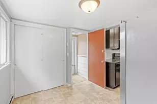 215 E 48th St, Minneapolis, MN 55419 - Photo 37