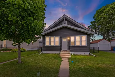 627 4th Avenue W, Shakopee, MN 55379 - Photo 1