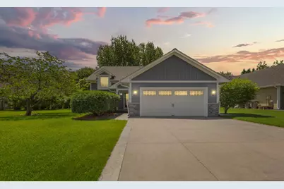1820 Park Ridge Drive, Chaska, MN 55318 - Photo 3