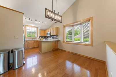 1820 Park Ridge Drive, Chaska, MN 55318 - Photo 13