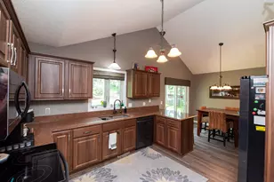 9343 Hillside Trail S, Cottage Grove, MN 55016 - Photo 11