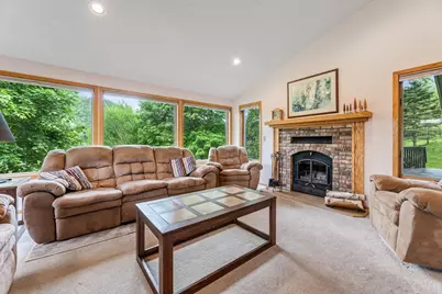 718 Spring Brook Drive, Winona, MN 55987 - Photo 7