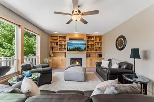 2810 White Eagle Dr, Woodbury, MN 55129 - Photo 21