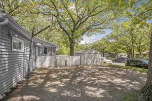 827 10th Ave SE, Saint Cloud, MN 56304 - Photo 3