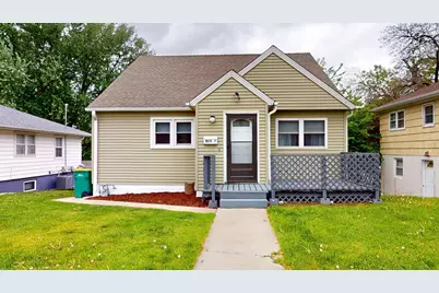 813 Pillsbury Avenue, Albert Lea, MN 56007 - Photo 1