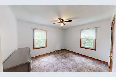 813 Pillsbury Avenue, Albert Lea, MN 56007 - Photo 11